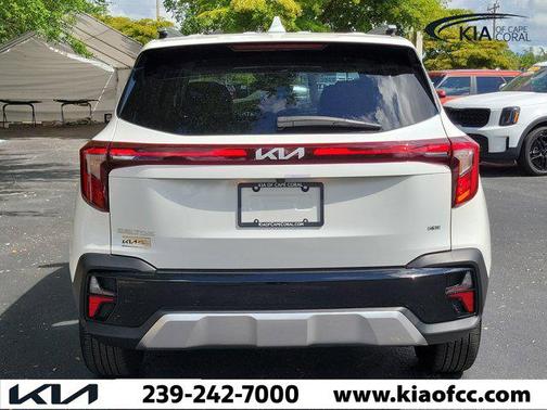 Snow White Pearl 2025 Kia Seltos S