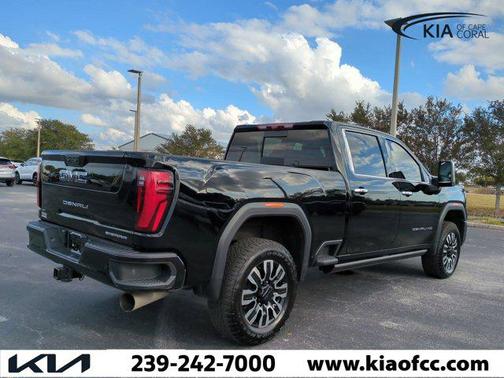 2025 GMC Sierra 2500 Denali Ultimate