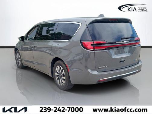 Ceramic Gray Clearcoat 2022 Chrysler Pacifica Hybrid Touring L