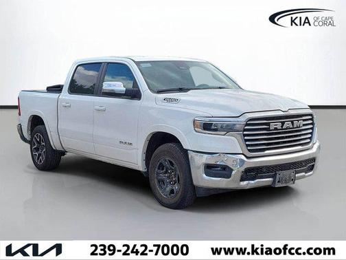 Bright White Clearcoat 2025 RAM 1500 Laramie