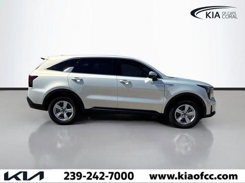2026 Kia Sorento LX