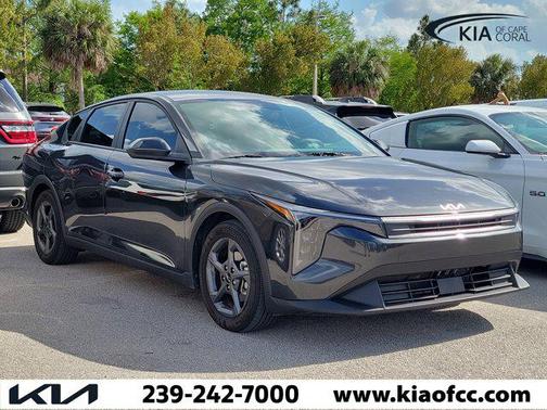 Interstellar Gray 2025 Kia K4 LXS