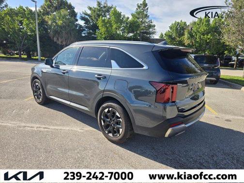 2024 Kia Sorento S