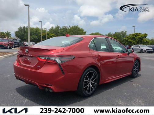 2023 Toyota Camry SE