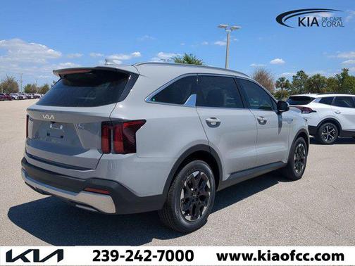 2025 Kia Sorento S