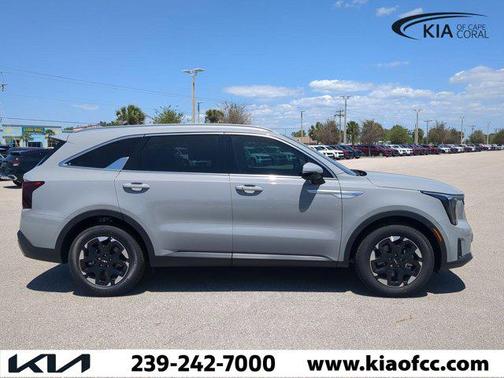2025 Kia Sorento S
