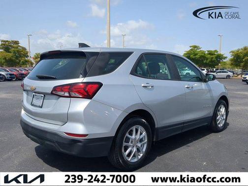2022 Chevrolet Equinox LS