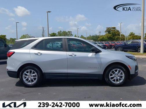 2022 Chevrolet Equinox LS