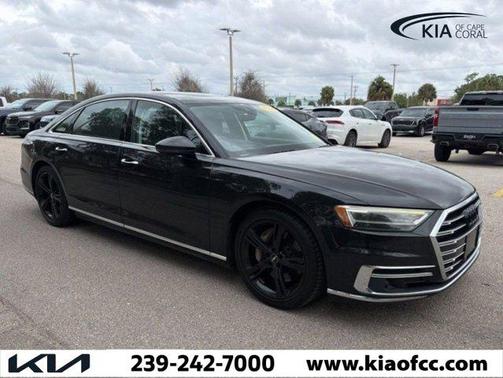 Mythos Black Metallic 2019 Audi A8 55