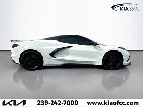 2025 Chevrolet Corvette Stingray w/2LT
