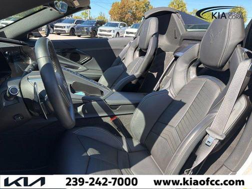 2025 Chevrolet Corvette Stingray w/2LT