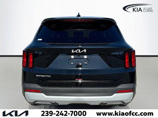 2026 Kia Sorento LX