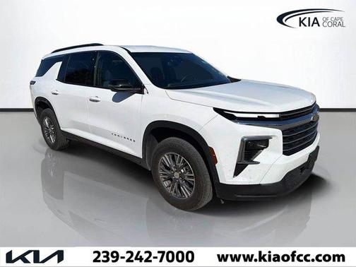 2025 Chevrolet Traverse LT