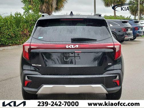 Fusion Black 2026 Kia Seltos S