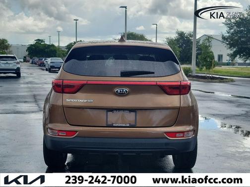 Burnished Copper 2019 Kia Sportage LX
