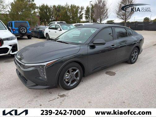2025 Kia K4 LXS