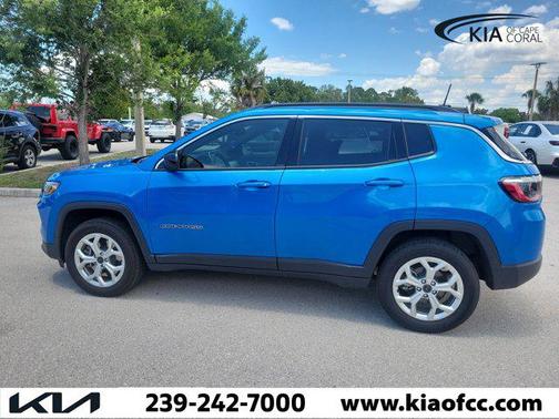 Hydro Blue Pearlcoat 2025 Jeep Compass Latitude