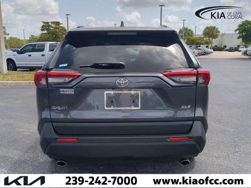 2019 Toyota RAV4 XLE Premium