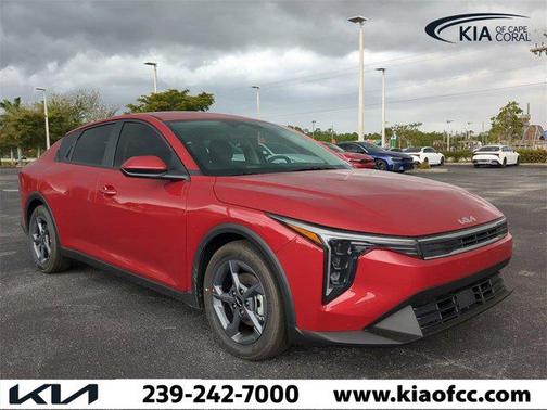 2025 Kia K4 LXS