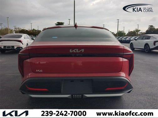 2025 Kia K4 LXS