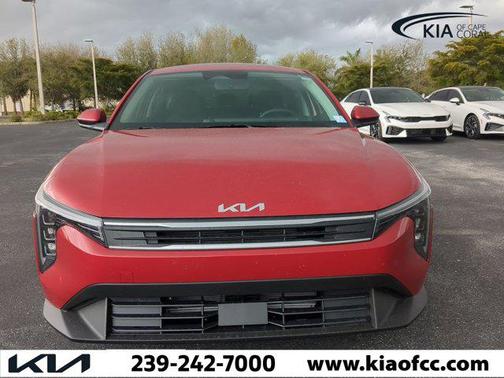 2025 Kia K4 LXS