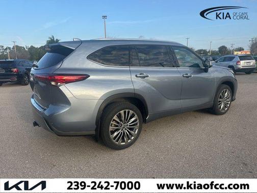 2020 Toyota Highlander Platinum