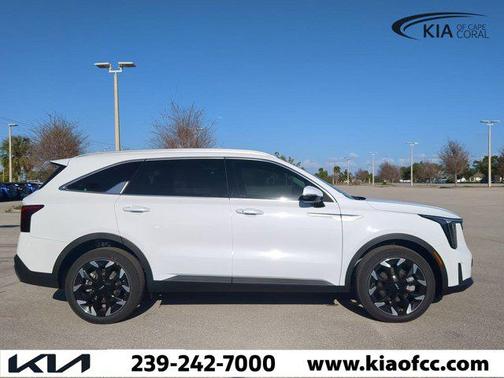 2025 Kia Sorento EX
