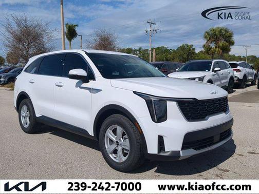 2025 Kia Sorento LX