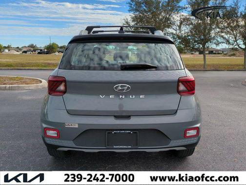 2022 Hyundai VENUE Limited