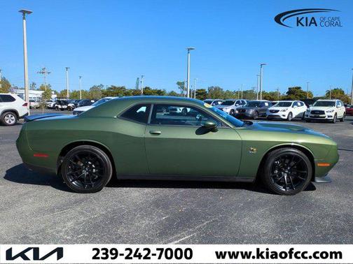 2022 Dodge Challenger R/T Scat Pack