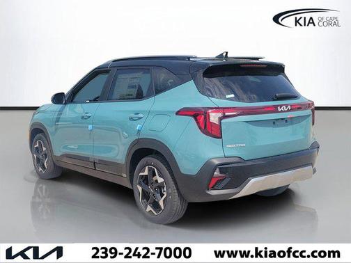 Pluton Blue/Black Roof 2026 Kia Seltos S