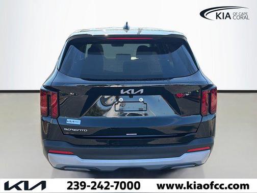 Ebony Black 2025 Kia Sorento LX