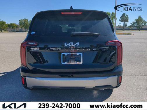 2025 Kia Telluride LX