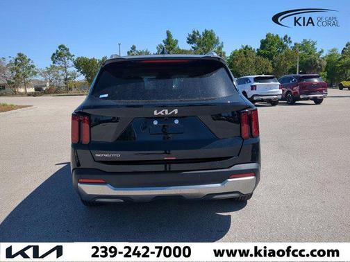 2025 Kia Sorento S