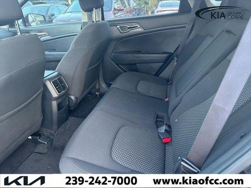 2025 Kia Sportage Hybrid LX