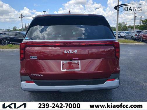 2025 Kia Carnival LXS