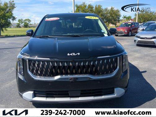 2025 Kia Carnival LXS