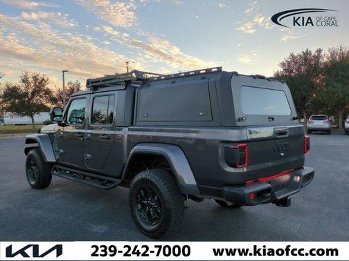 2022 Jeep Gladiator Willys 4x4