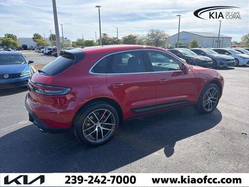 2023 Porsche Macan S