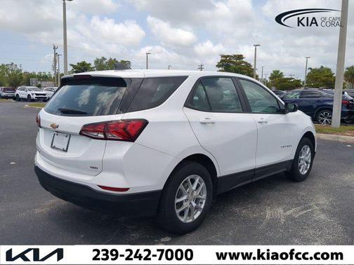 2022 Chevrolet Equinox LS