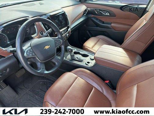 Iridescent Pearl Tricoat 2021 Chevrolet Traverse High Country