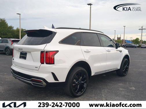 2023 Kia Sorento SX