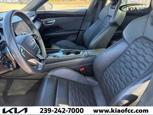 2022 Audi RS e-tron GT quattro