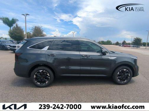 2025 Kia Sorento S