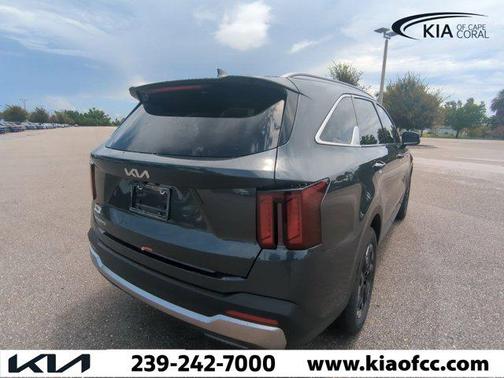2025 Kia Sorento S