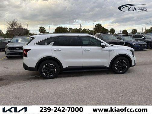 2025 Kia Sorento S