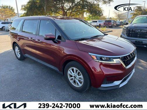 2024 Kia Carnival LX