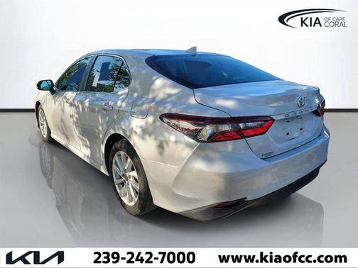 2022 Toyota Camry LE