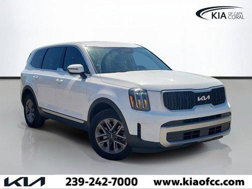 Glacial White Pearl 2024 Kia Telluride LX