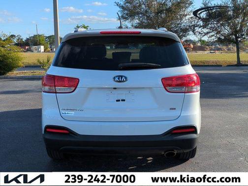 2016 Kia Sorento LX
